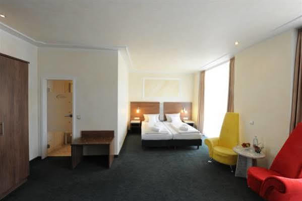 Sympathie-Hotel Fuerstenhof Bad Kreuznach Esterno foto